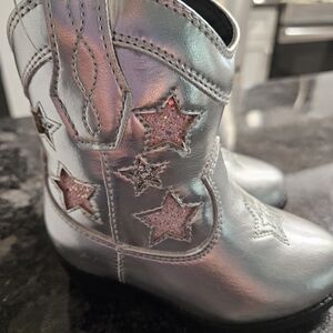 Infant/Toddler Silver Star Embellished Boots Sz 6